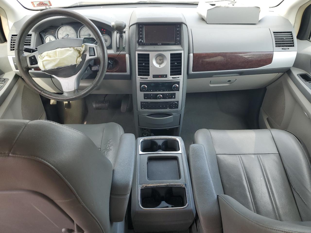 2010 Chrysler Town & Country Touring VIN: 2A4RR5D14AR113755 Lot: 58733085