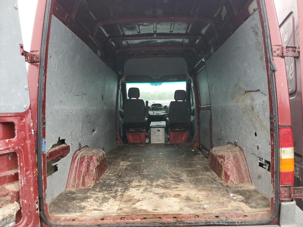 2005 Dodge Sprinter 2500 VIN: WD0PD644455792464 Lot: 56060745