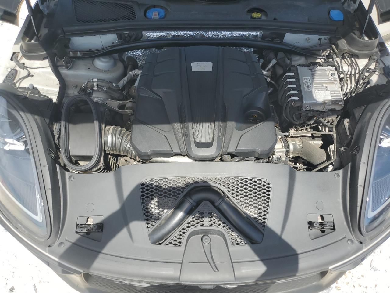 2022 Porsche Macan Gts VIN: WP1AF2A56NLB31575 Lot: 55952395