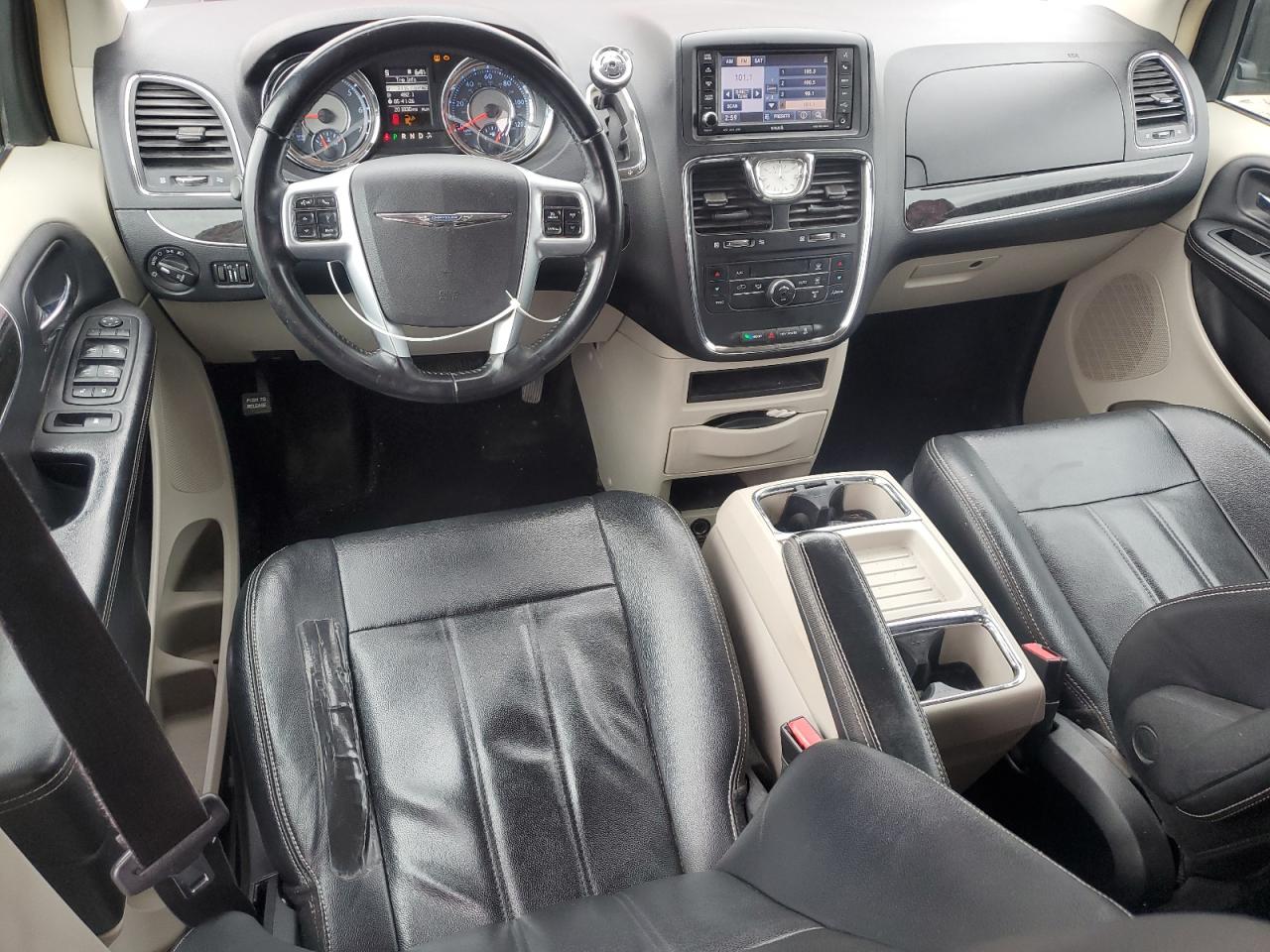 2013 Chrysler Town & Country Touring VIN: 2C4RC1BG3DR557561 Lot: 58953825