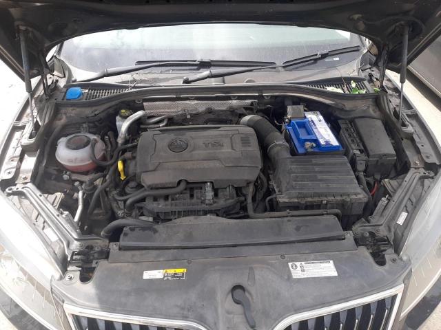 2018 SKODA SUPERB SE
