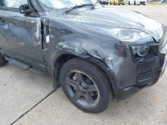 2024 LAND ROVER DEFENDER