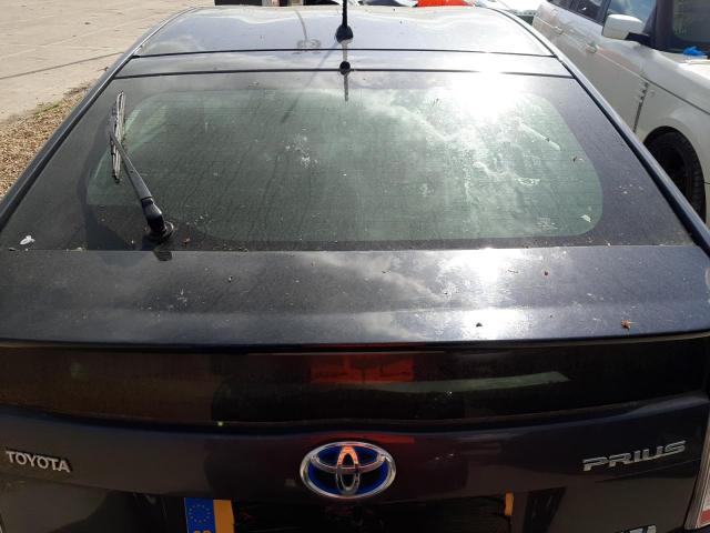 2011 TOYOTA PRIUS T4 V