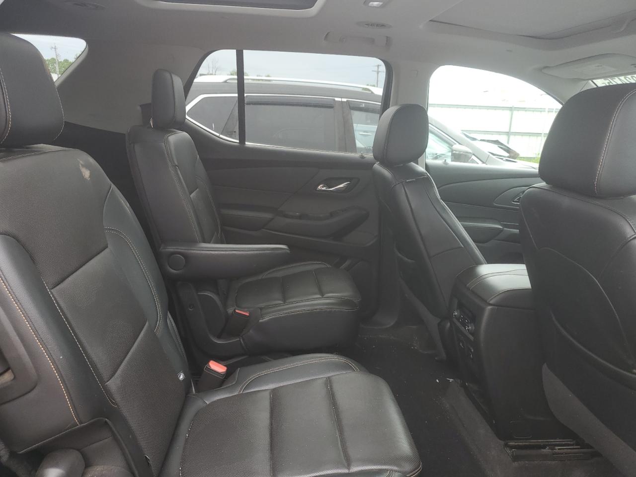 2018 Chevrolet Traverse Premier VIN: 1GNEVJKW3JJ105309 Lot: 58532475