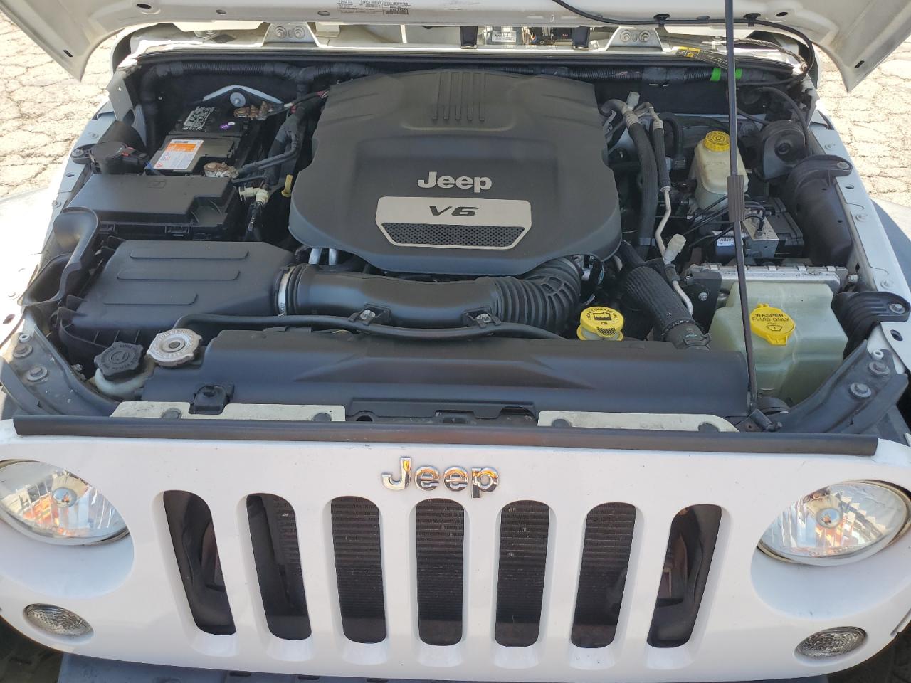 2017 Jeep Wrangler Unlimited Sport VIN: 1C4BJWDG0HL636329 Lot: 57180145