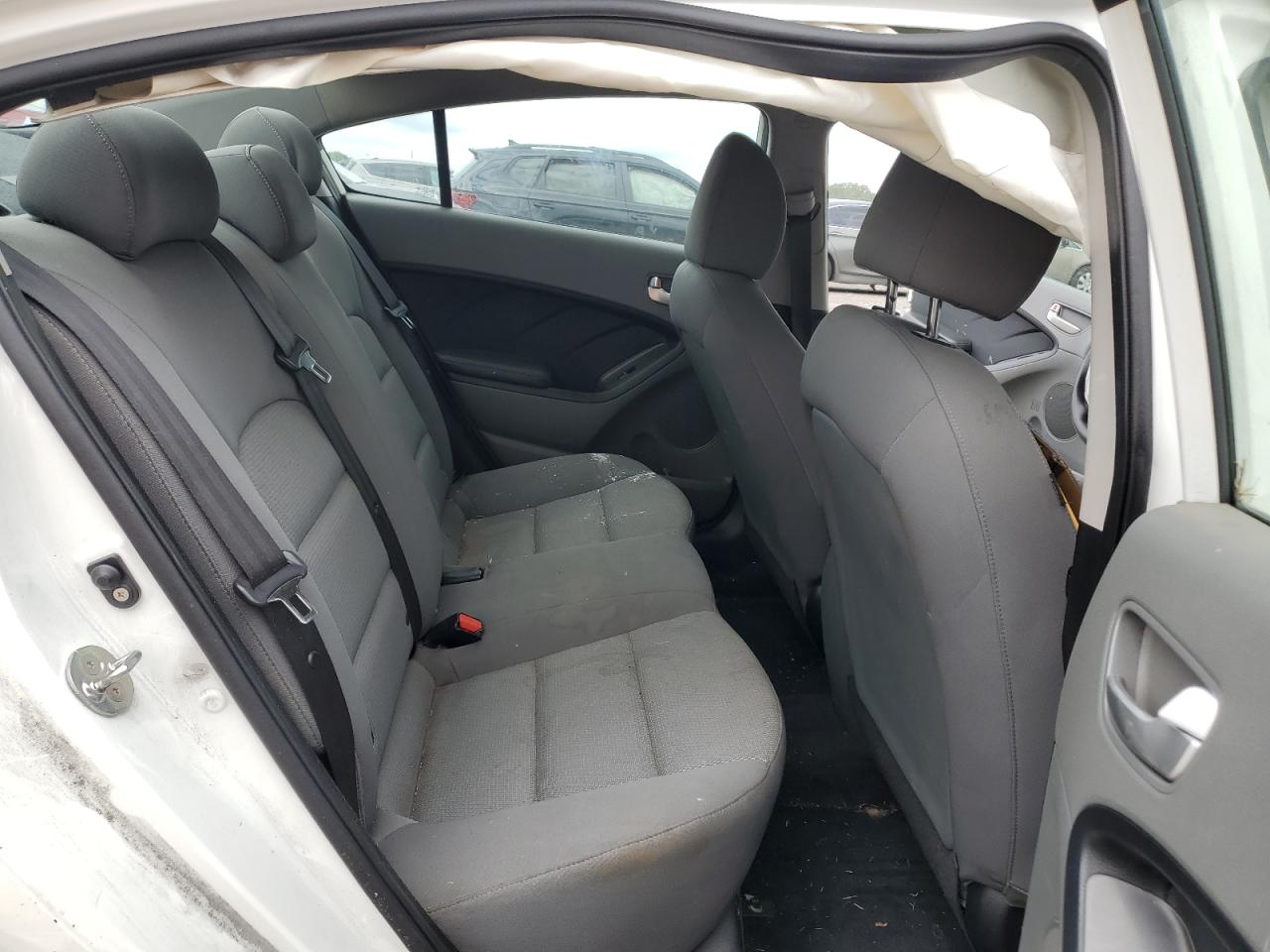 2017 Kia Forte Lx VIN: 3KPFK4A75HE018648 Lot: 56928315
