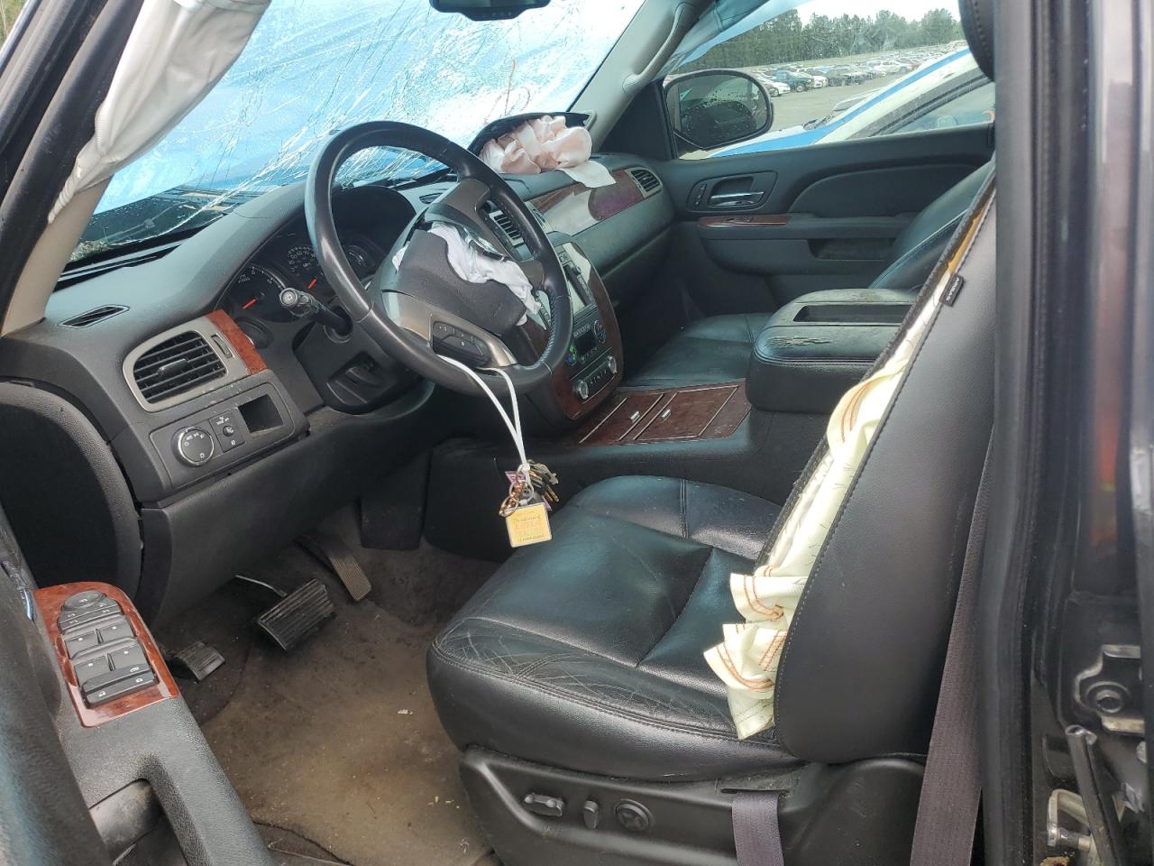 2011 Chevrolet Tahoe C1500 Ltz VIN: 1GNSCCE06BR250780 Lot: 55073665