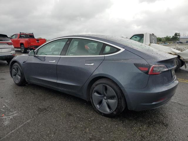  TESLA MODEL 3 2020 Серый