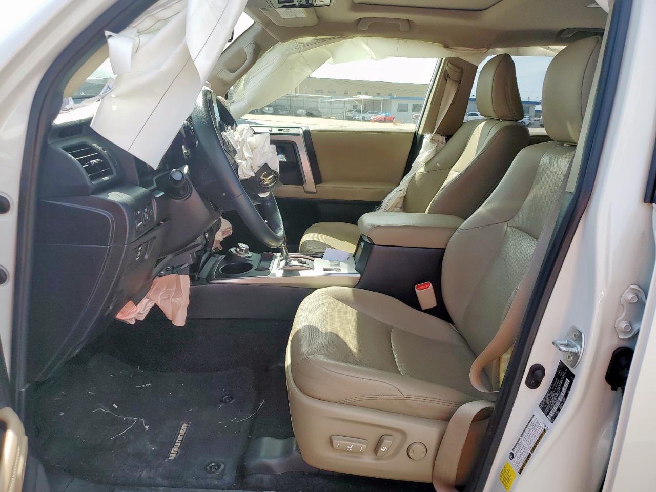 2020 Toyota 4Runner Sr5/Sr5 Premium VIN: JTEBU5JRXL5766697 Lot: 57037265
