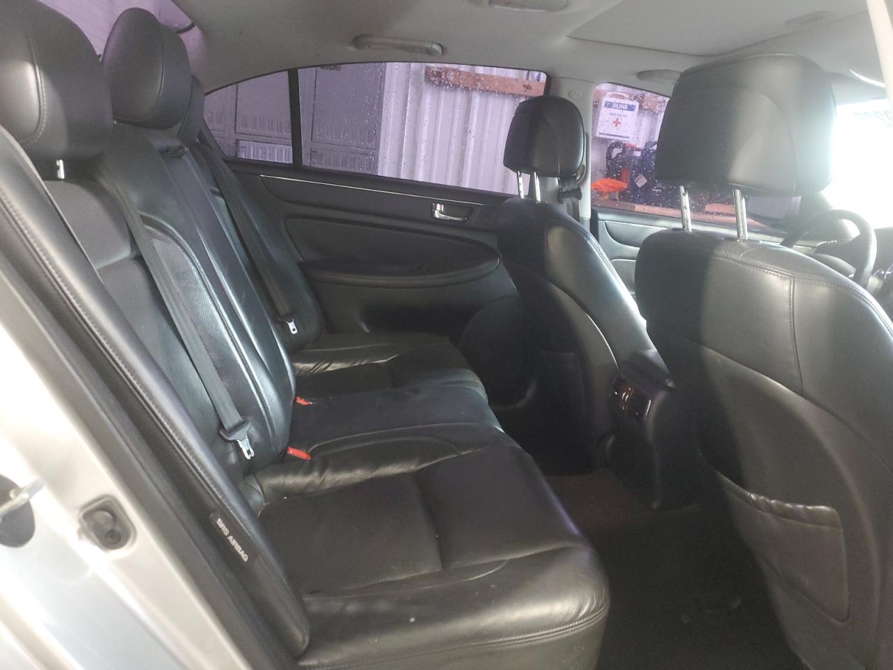 2010 Hyundai Genesis 4.6L VIN: KMHGC4DF2AU094772 Lot: 58389225