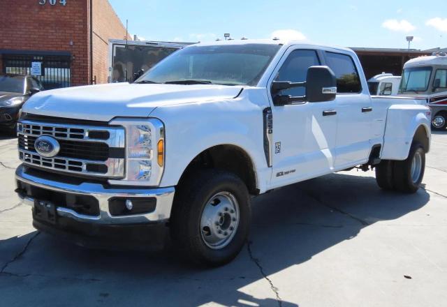  FORD F350 2024 Белы