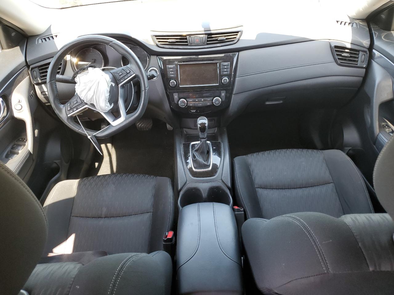 2018 Nissan Rogue S VIN: KNMAT2MTXJP586369 Lot: 55853455
