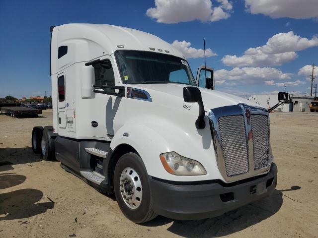 2017 Kenworth T680 Semi Truck