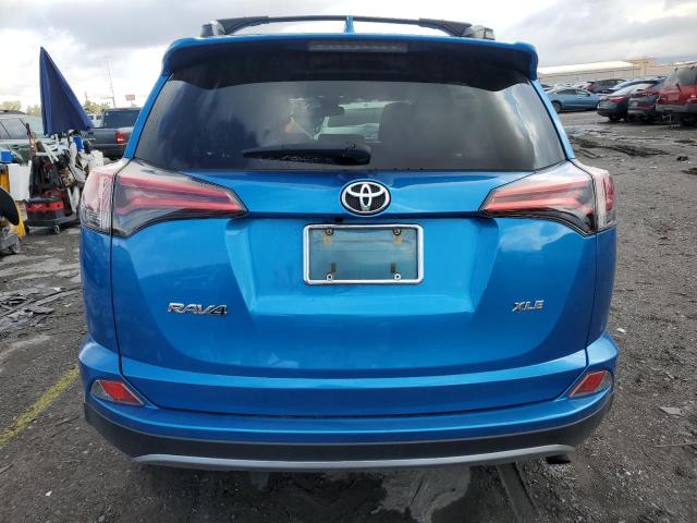 Паркетники TOYOTA RAV4 2017 Синий