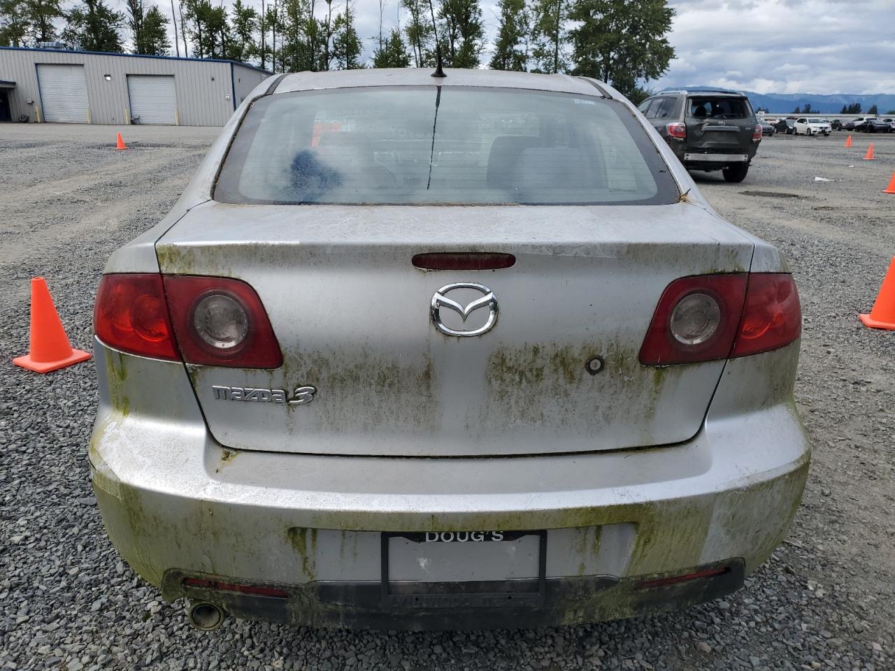 2004 Mazda 3 I VIN: JM1BK12F851300509 Lot: 57913535
