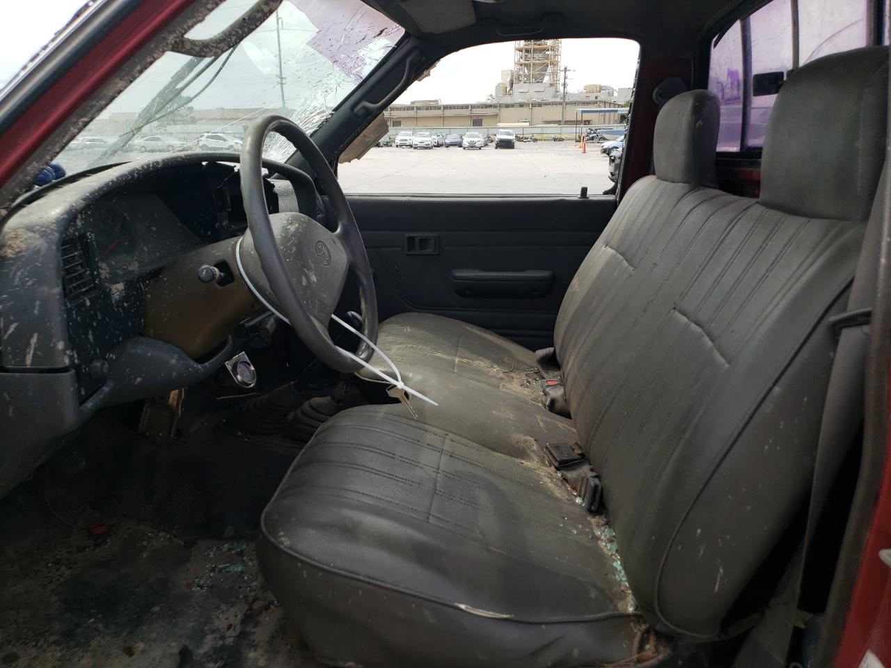 1992 Toyota Pickup 1/2 Ton Short Wheelbase Dlx VIN: 4TARN01P3NZ020911 Lot: 53709905