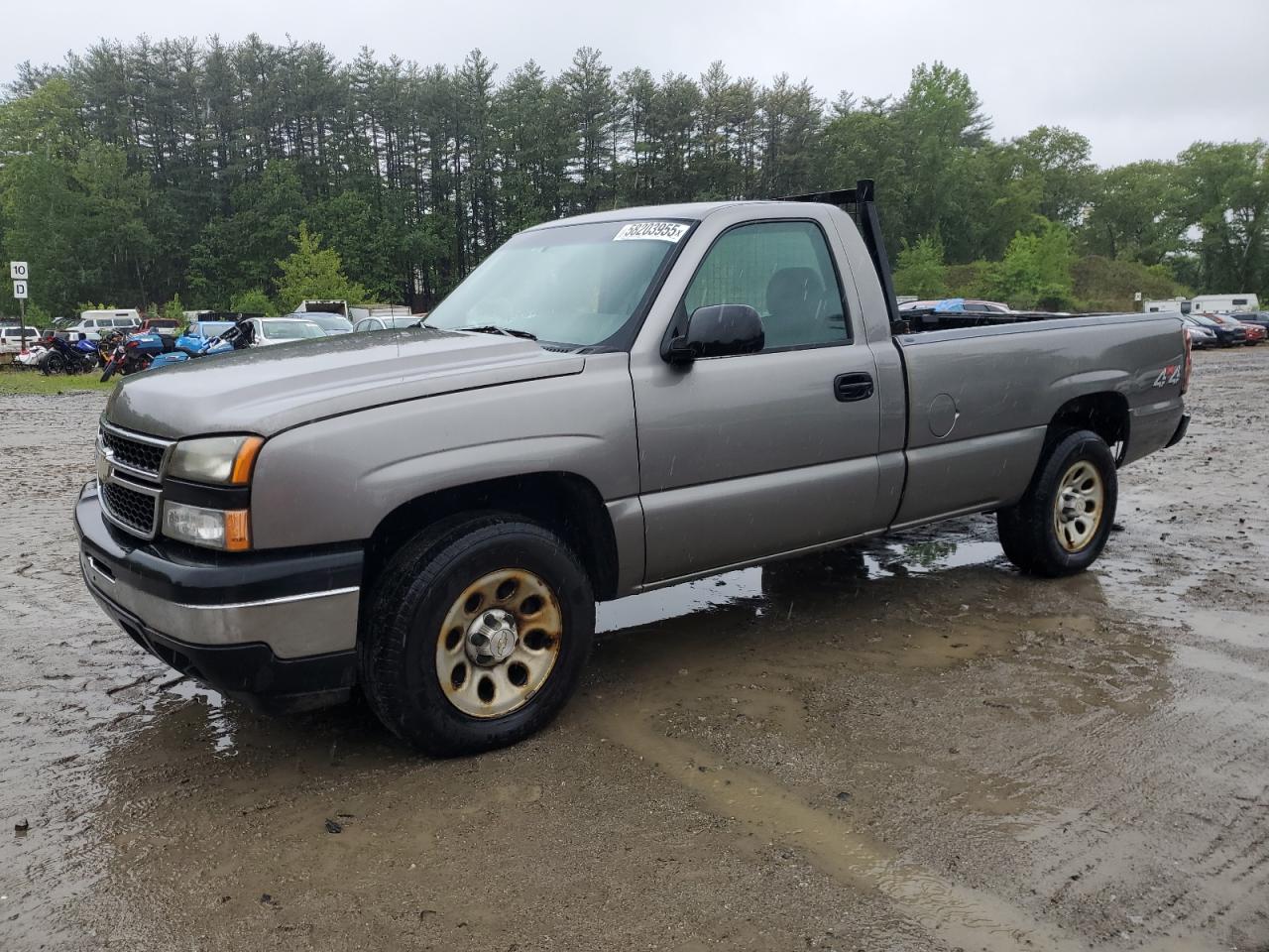 2006 Chevrolet Silverado K1500 იყიდება North Billerica-ში, MA - Normal Wear