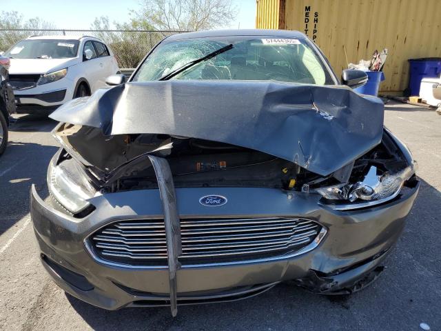 Седани FORD FUSION 2016 Сірий