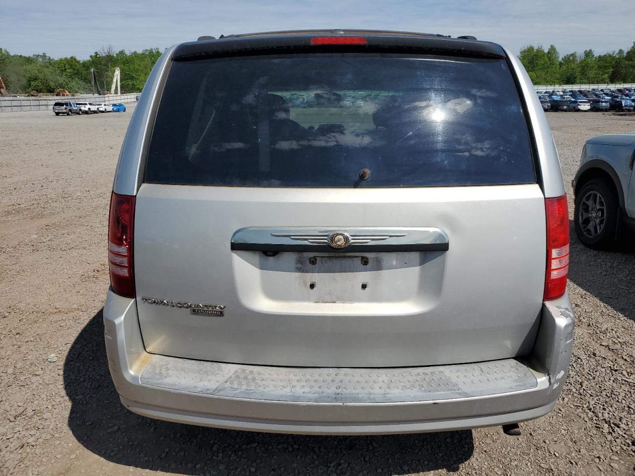 2008 Chrysler Town & Country Touring VIN: 2A8HR54P88R828885 Lot: 56291625