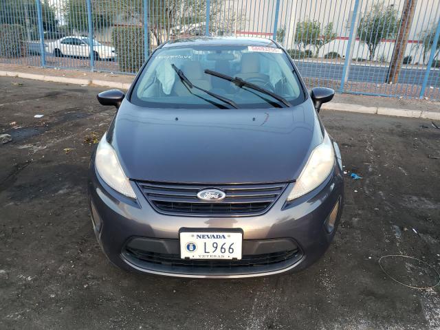 Седаны FORD FIESTA 2013 Серый