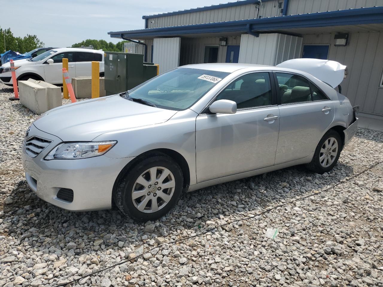 2011 Toyota Camry Base for Sale in Wayland, MI - Rear End