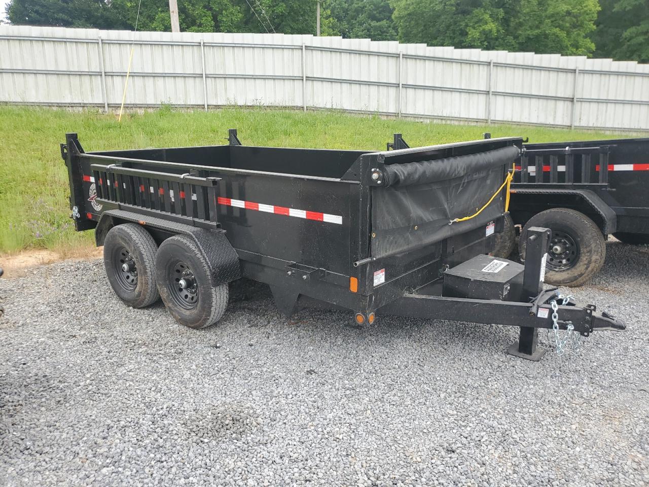 2025 Homesteader Dump Trailer zu verkaufen in Gastonia, NC - Minor Dent/Scratches