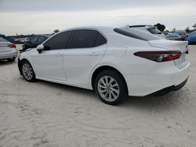  TOYOTA CAMRY 2021 Biały