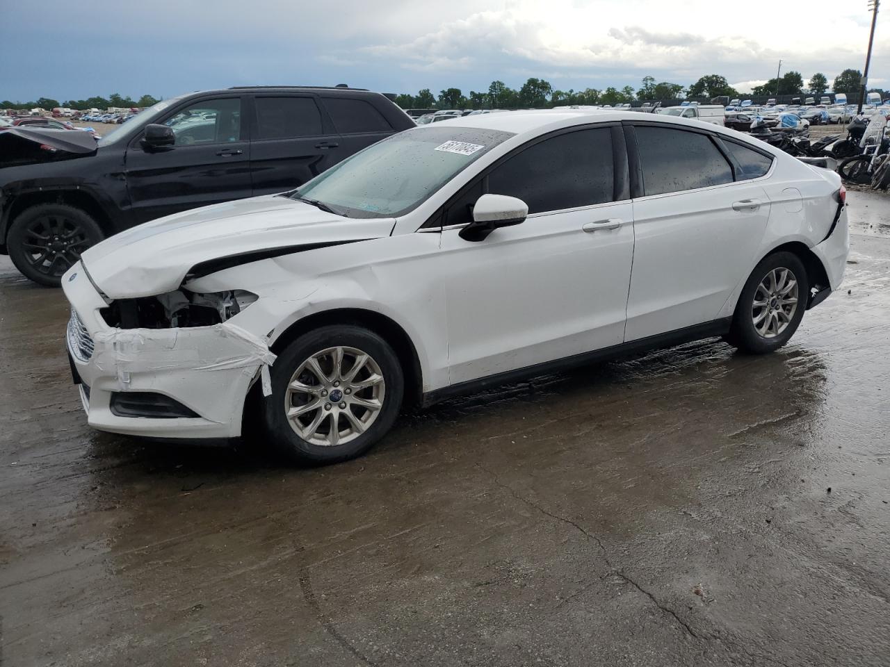 2016 Ford Fusion S продається в Sikeston, MO - Front End