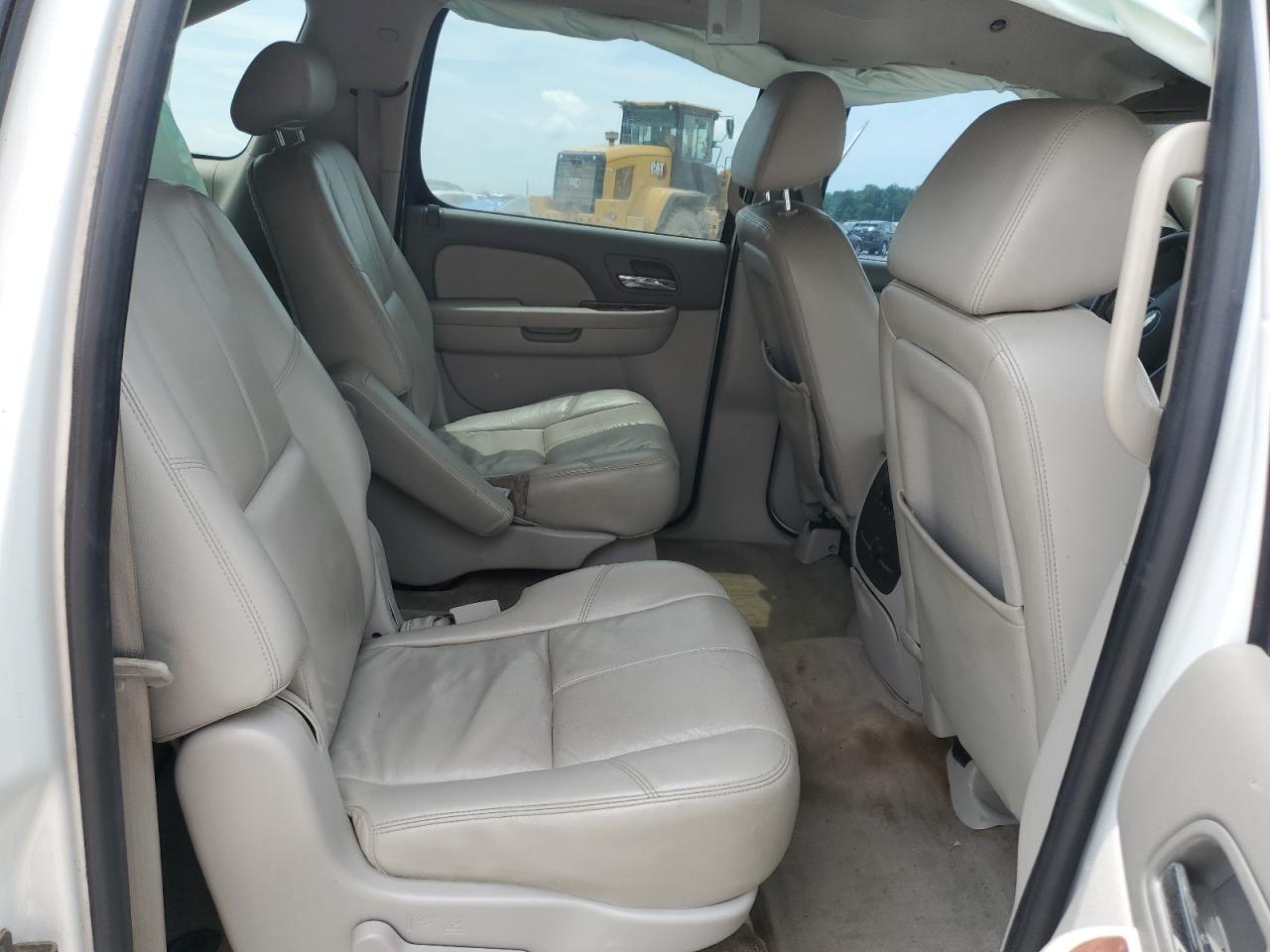 2009 Chevrolet Suburban K1500 Lt VIN: 1GNFK26319R251823 Lot: 57754115