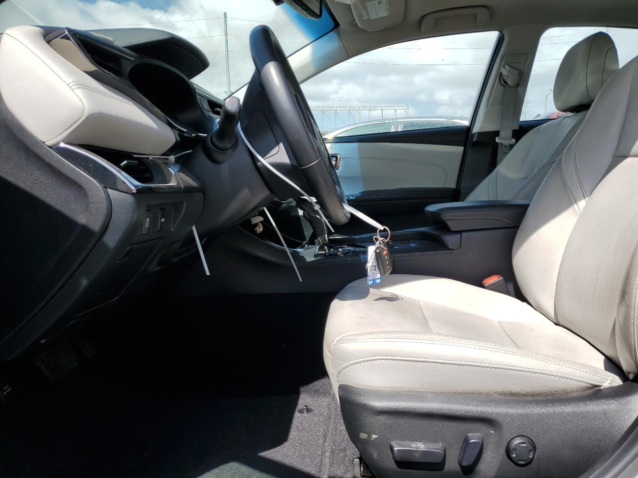 2016 Toyota Avalon Hybrid VIN: 4T1BD1EBXGU049685 Lot: 56748195