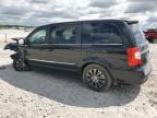 2014 Chrysler Town & Country S на продаже в Wayland, MI - Front End