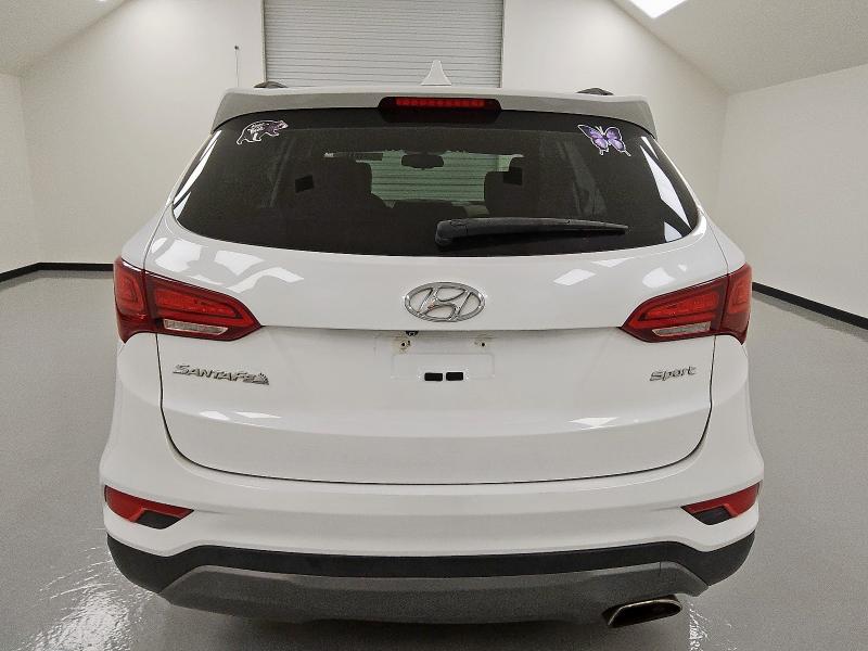  HYUNDAI SANTA FE 2017 White