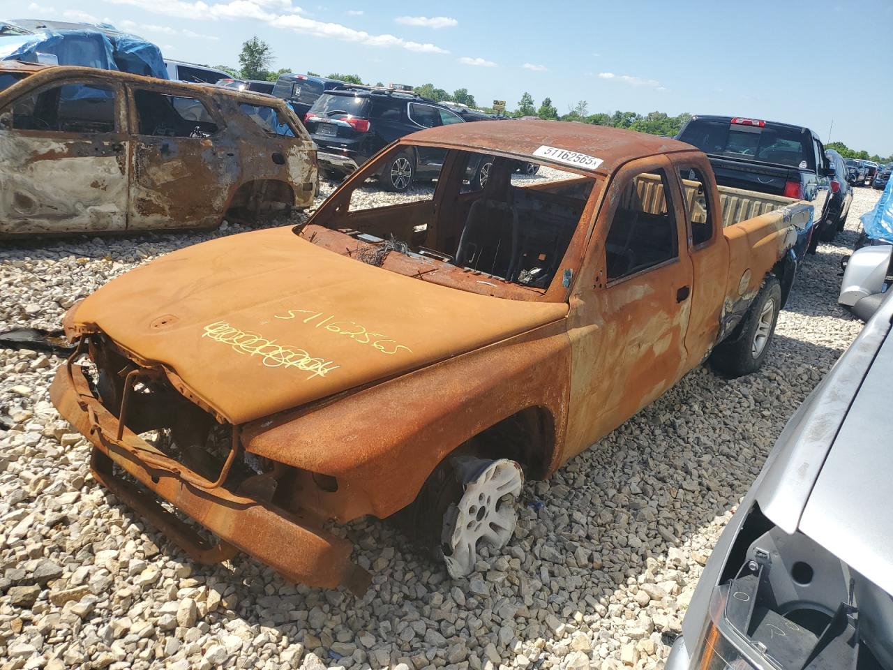 2002 Dodge Dakota Slt zu verkaufen in Sikeston, MO - Burn - Engine