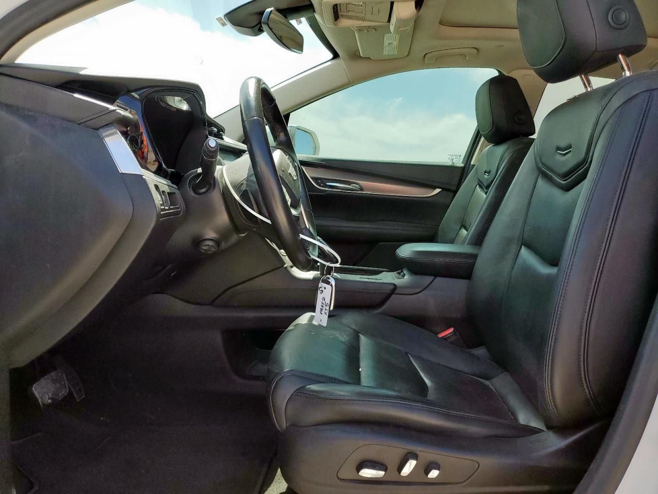 2018 Cadillac Xt5 Premium Luxury VIN: 1GYKNFRS7JZ239389 Lot: 56503575
