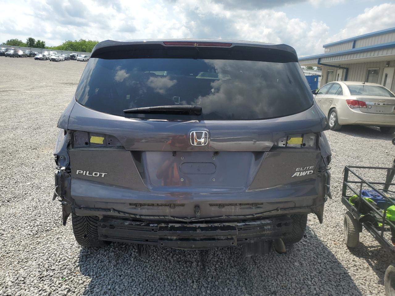 2018 Honda Pilot Elite VIN: 5FNYF6H03JB002854 Lot: 56702725