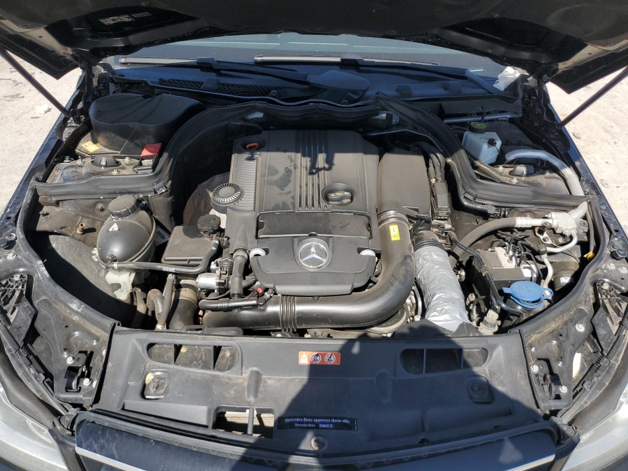 2015 Mercedes-Benz C 250 VIN: WDDGJ4HBXFG350105 Lot: 56235905