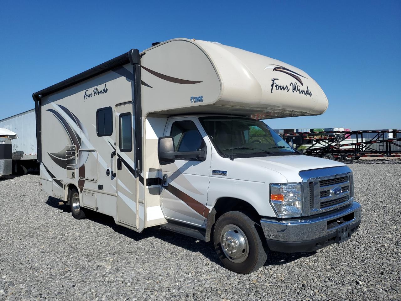 2018 Ford Econoline E350 Super Duty Cutaway Van იყიდება North Las Vegas-ში, NV - Minor Dent/Scratches