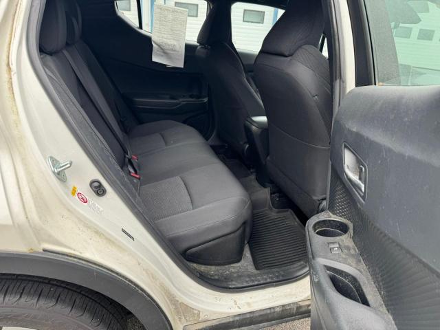  TOYOTA C-HR 2018 White