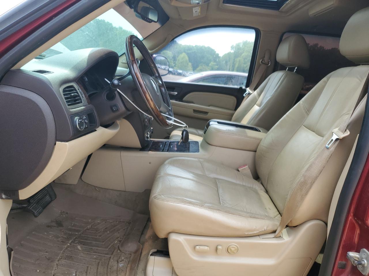 2009 GMC Yukon Denali VIN: 1GKFK03249R210700 Lot: 57426195