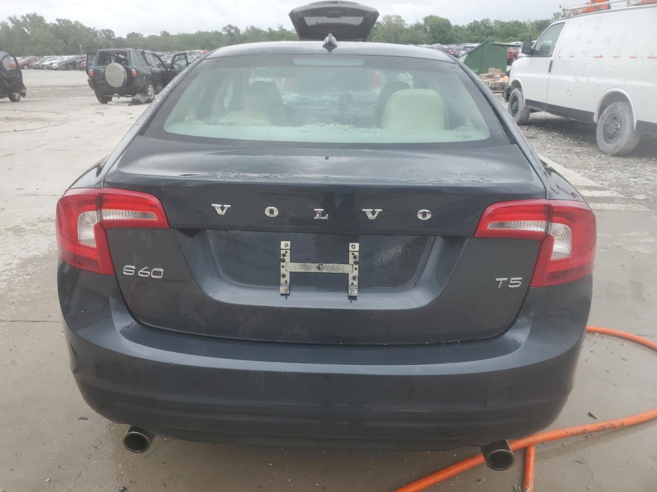 2013 Volvo S60 T5 VIN: YV1612FS2D2210583 Lot: 56724715