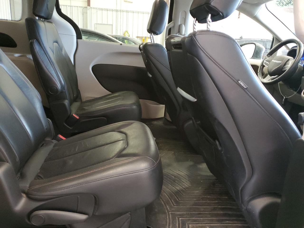 2018 Chrysler Pacifica Touring L Plus VIN: 2C4RC1EG2JR139581 Lot: 57329435
