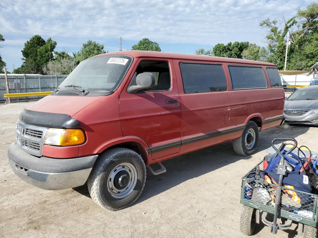 1999 Dodge Ram Wagon B3500 продається в Wichita, KS - Minor Dent/Scratches
