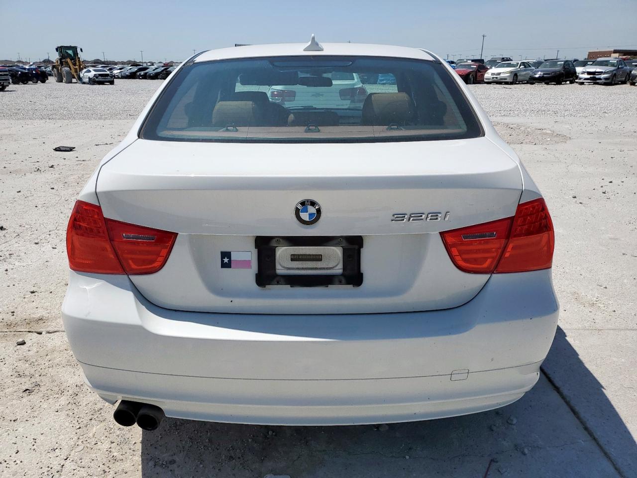 2010 BMW 328 I VIN: WBAPH7G56ANM49539 Lot: 56902895
