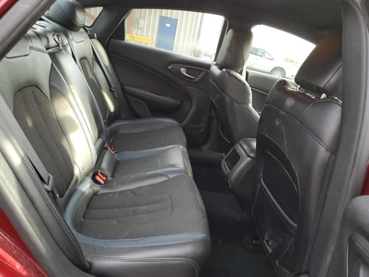 2015 Chrysler 200 S VIN: 1C3CCCDG3FN617941 Lot: 56745085