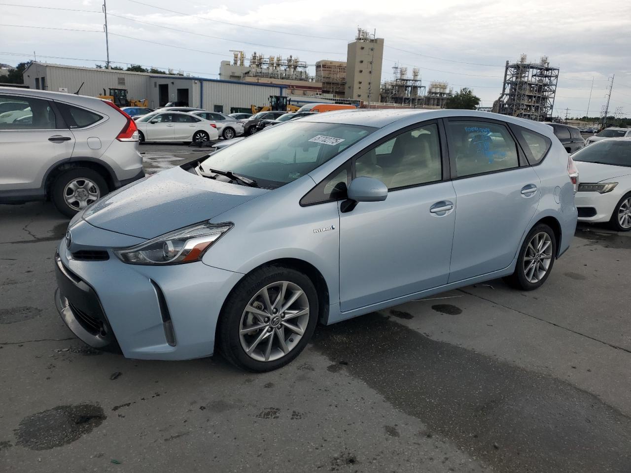 2015 Toyota Prius V იყიდება New Orleans-ში, LA - Front End