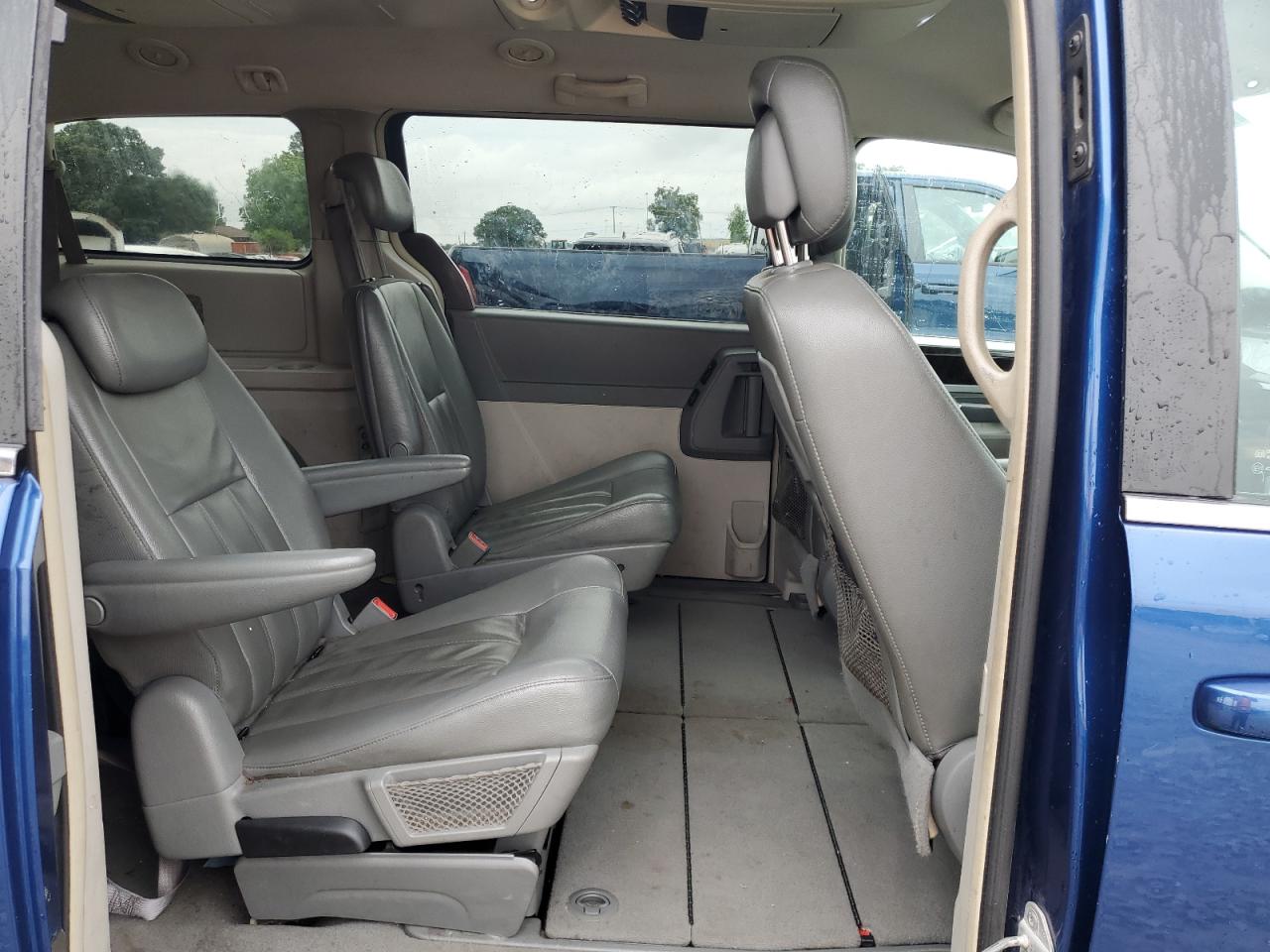 2010 Dodge Grand Caravan Sxt VIN: 2D4RN5DX9AR371858 Lot: 58516705