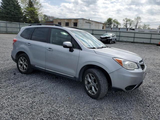  SUBARU FORESTER 2016 Srebrny