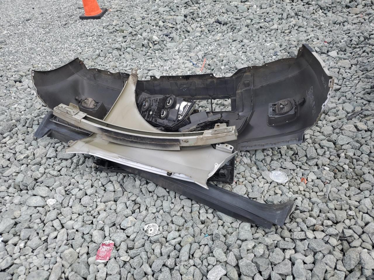 2011 Honda Pilot Touring VIN: 5FNYF4H9XBB092234 Lot: 56739655