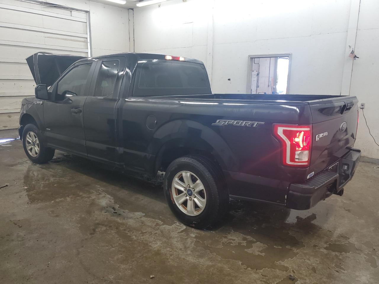 2016 Ford F-150 - Image 2
