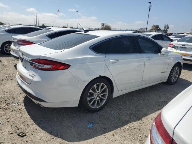 Седани FORD FUSION 2017 Білий